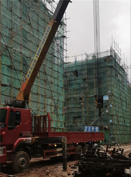 涡阳县“慢工细活”—— 吊车的 “微动控制” 技术